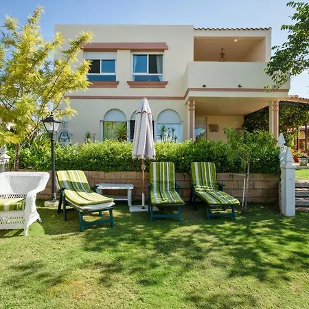 Sanlúcar: Seaside Retreat With Pool And Sea Views